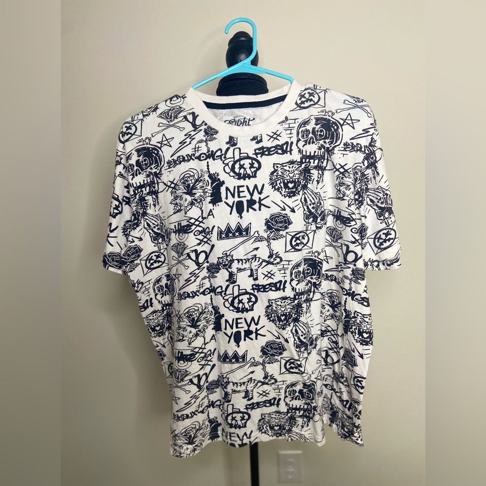 Eighty Eight Brand NYC graffiti tshirt - great condition - XLG